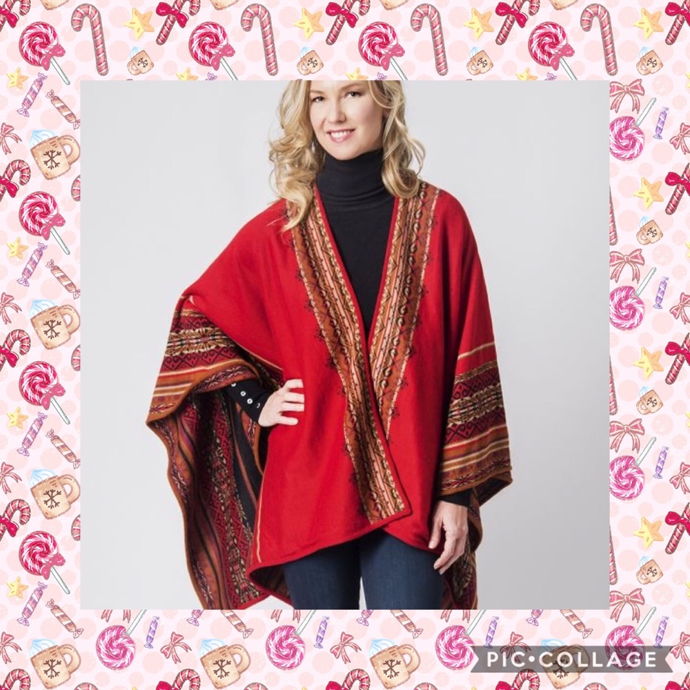 **SOLD** Stunning Reversible Alpaca Ruana *HP* - Picture 7 of 7